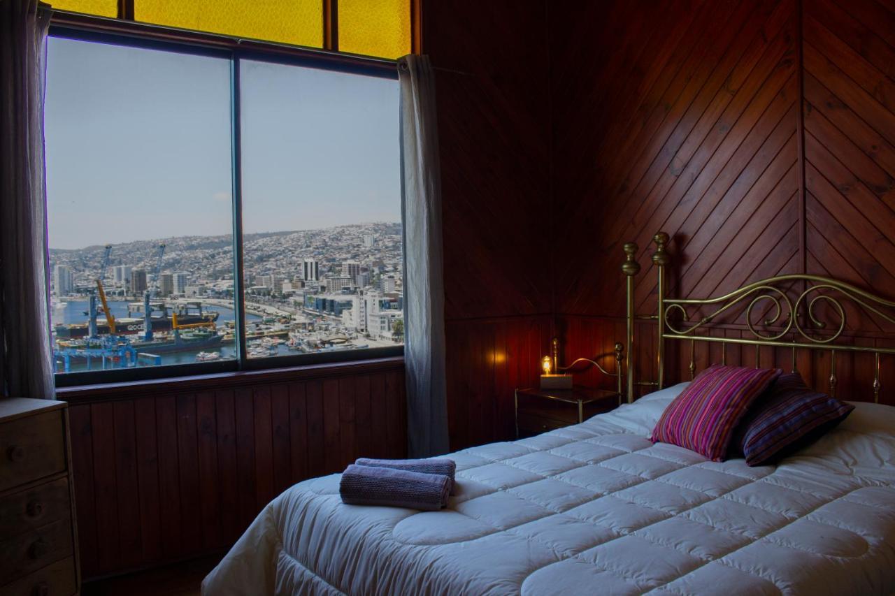 Casa Cuatro Vientos Hotel บัลปาราอีโซ ภายนอก รูปภาพ